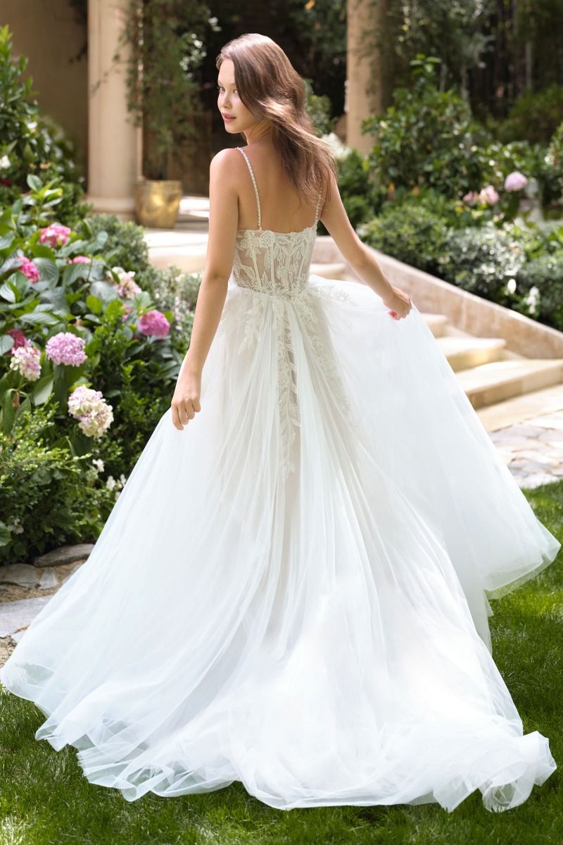 Jula – Brautkleid Romantisch elegant in A-Linien-Silhouette